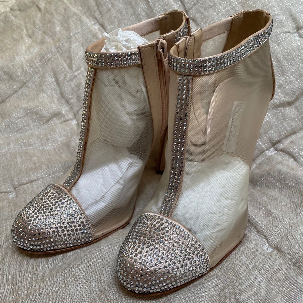 Oscar de la Renta heels